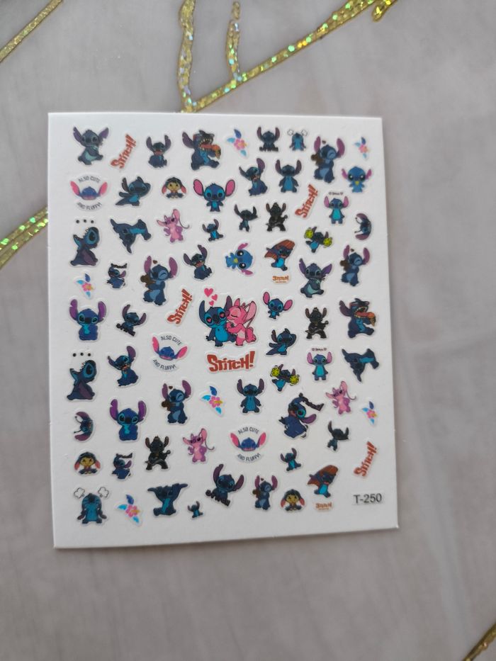 Stickers ongle stitch