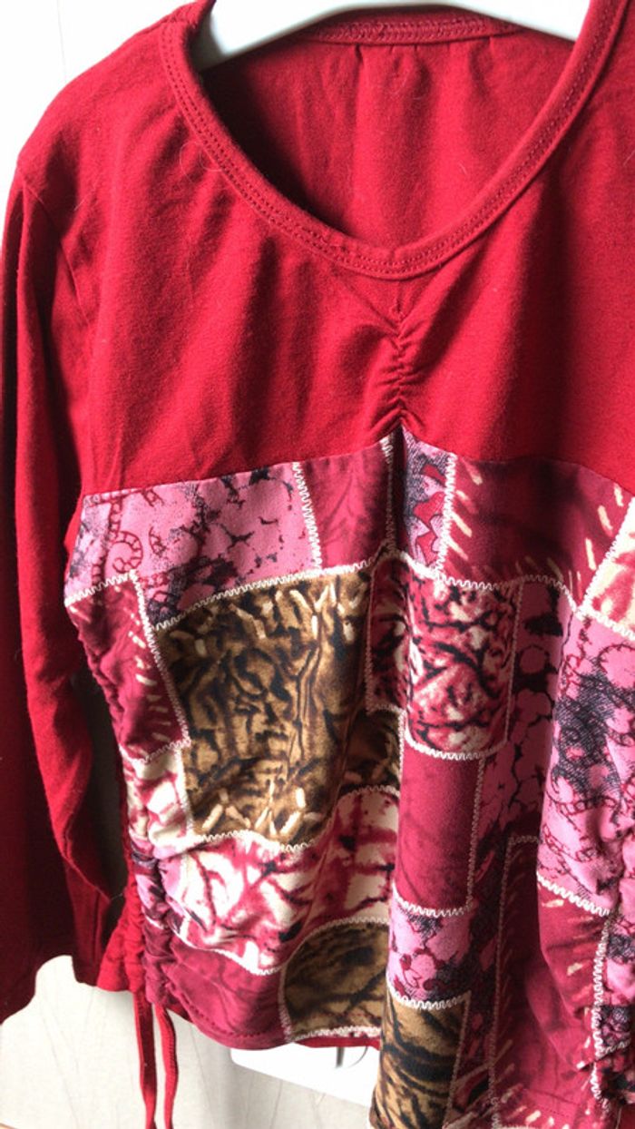 Tee-shirt rouge 8 ans - photo numéro 2