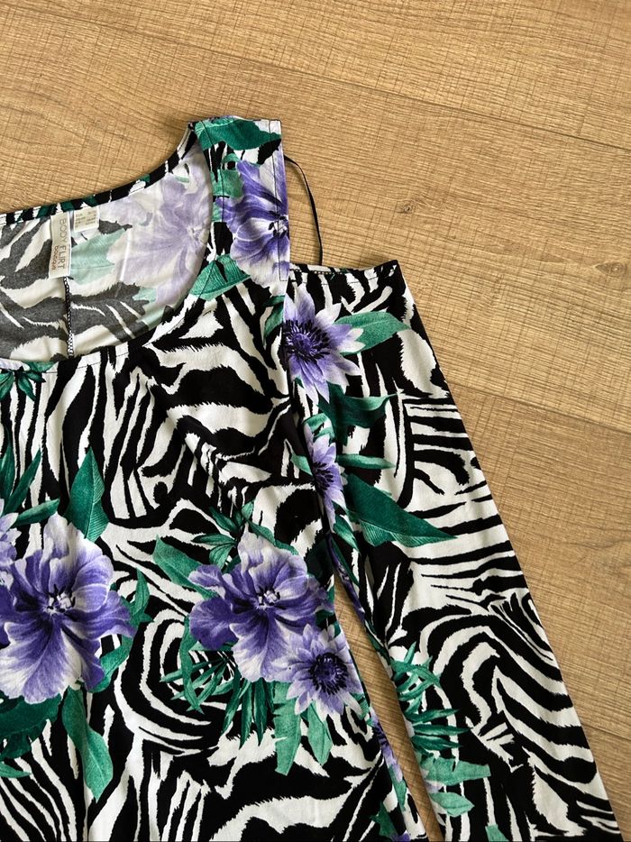Robe imprimée avec épaules dénudées Bodyflirt taille 36/38 comme neuve - photo numéro 9