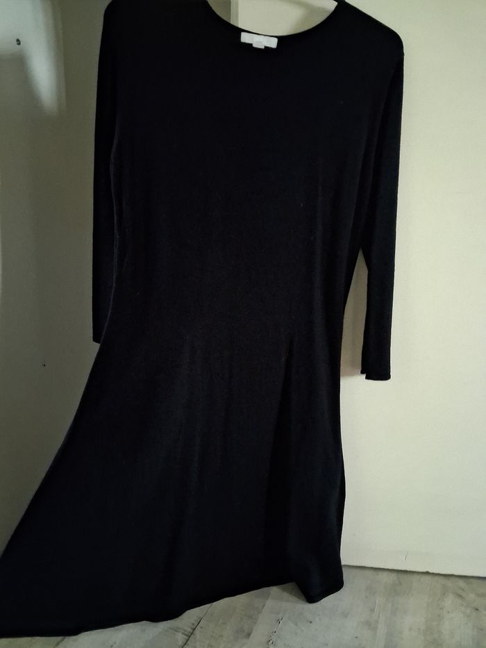 Robe noire classique - photo numéro 2