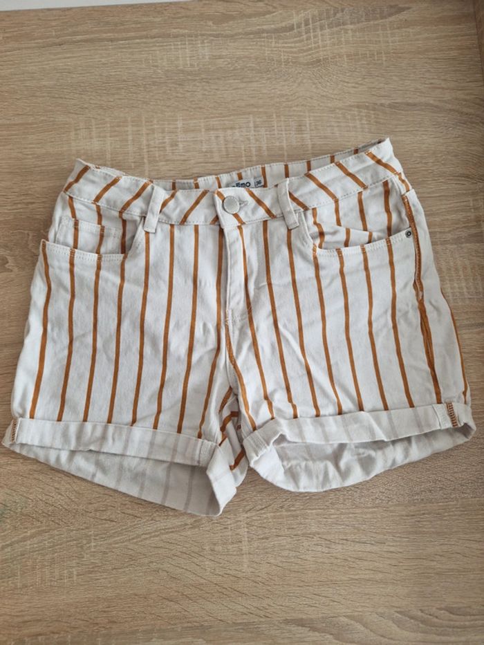 🌟 Short rayé blanc et marron 🌟