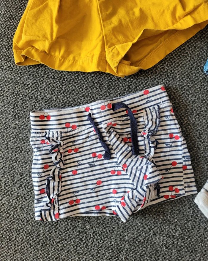 Lot 6 shorts 9-12 mois - photo numéro 5