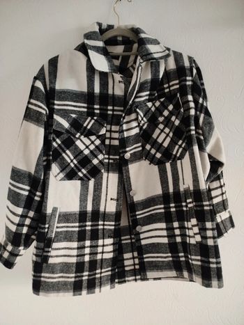 Veste en carreau en laine taille 38