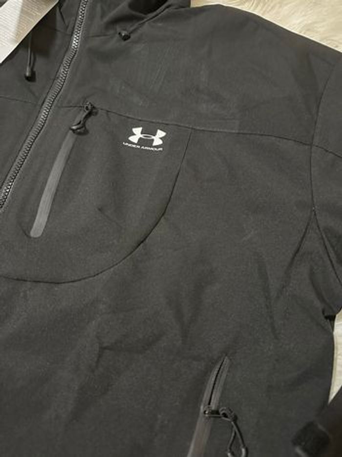 Veste Under Armour taille L , neuve avec étiquette. - photo numéro 3