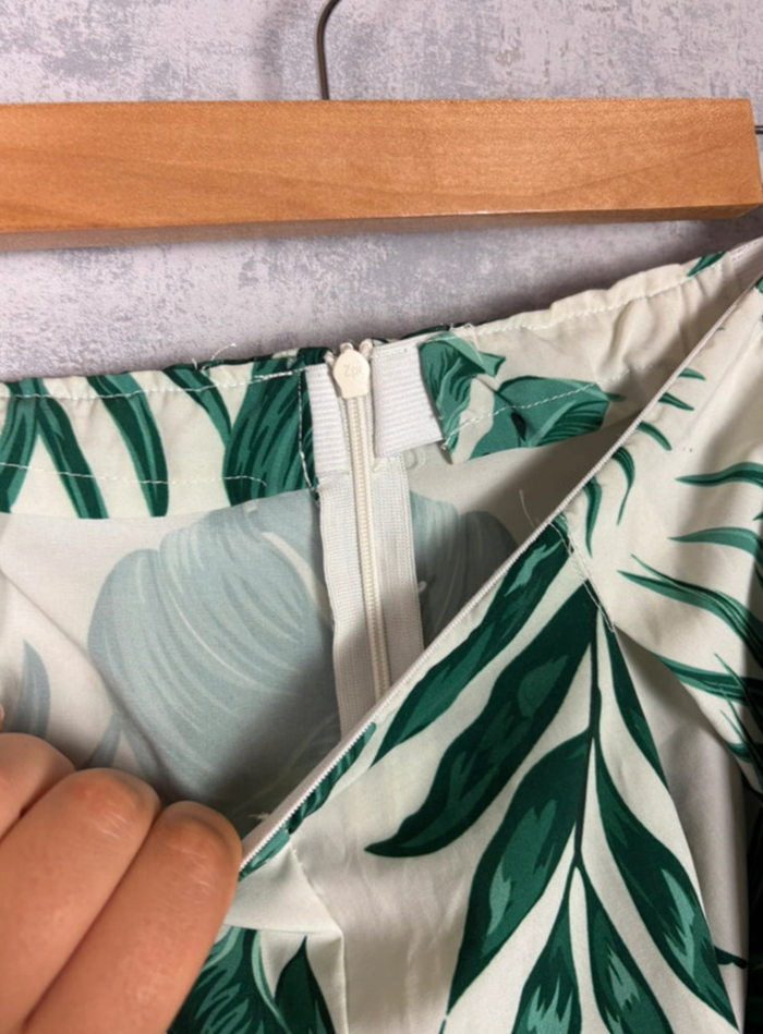🌸 Pantalon à jambes larges, motif feuilles Taille 38/40 🌸 - photo numéro 6