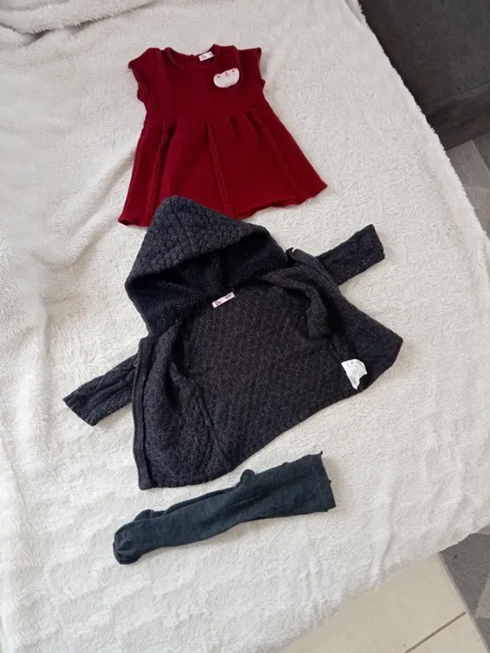 Ensemble gilet, robe et collant 6 mois - photo numéro 2