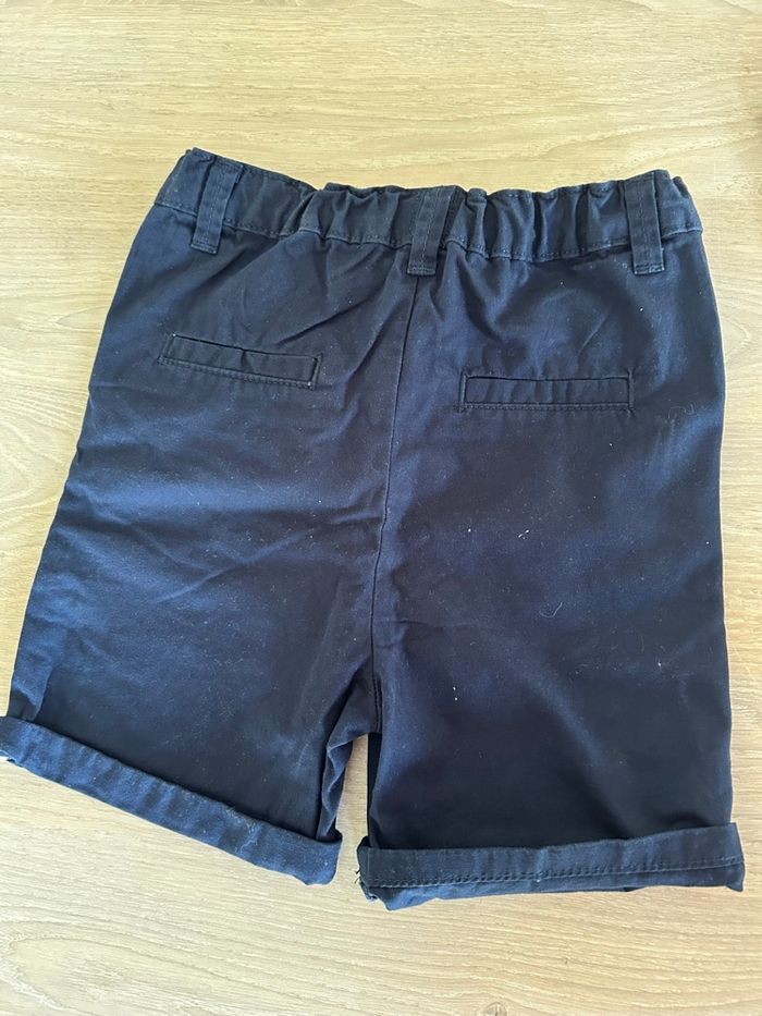Ensemble Kiabi neuf (polo/short) garçon en 4 ans - photo numéro 8
