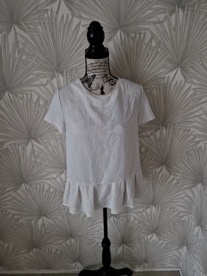 Jolie blouse manches courtes chic taille 40