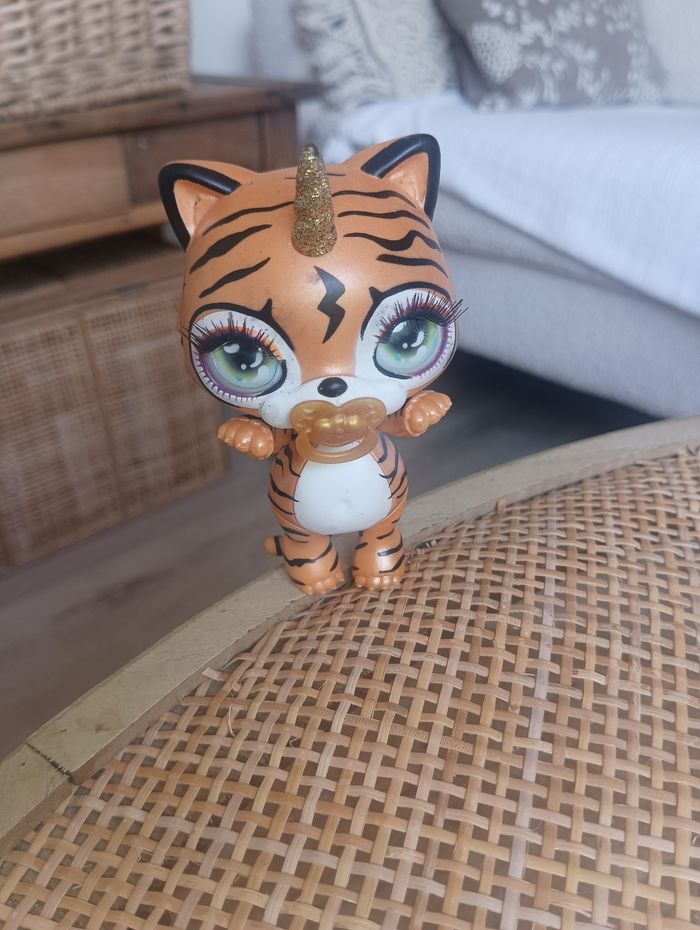 Figurine Poopsie Sparkly Critters MGA