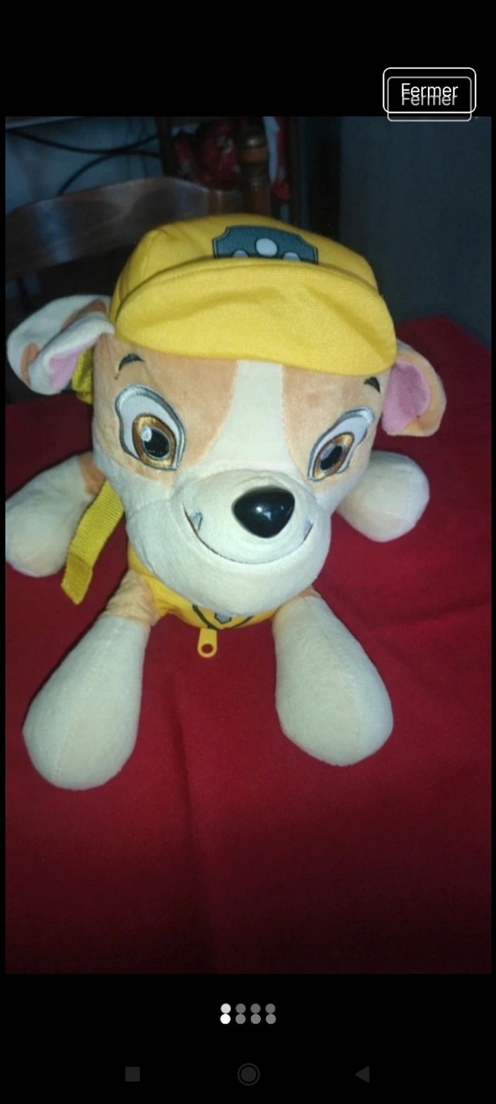 Très belle peluche pat patrouille p3