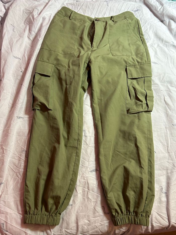 Pantalon cargo vert - photo numéro 2