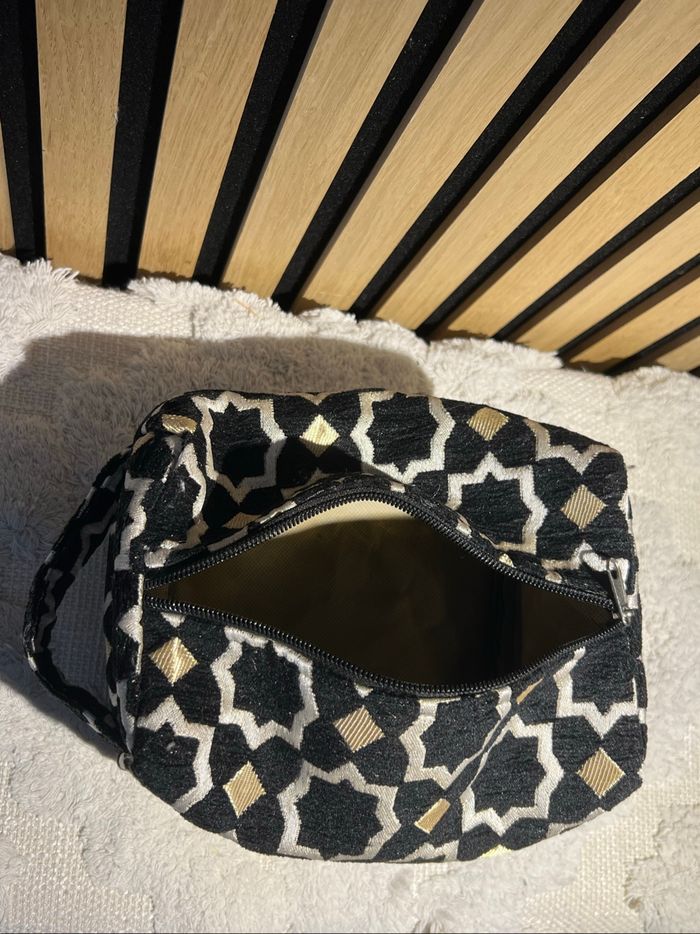 Petite trousse à maquillage - photo numéro 3