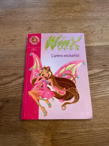 Livre La bibliothèque Rose Winx Club Numéro  20 l’arbre enchanté