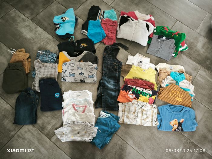 Lot vêtements garçon 12 mois - photo numéro 2