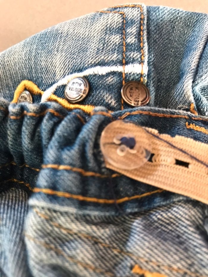 Short en jeans taille 18mois - photo numéro 4