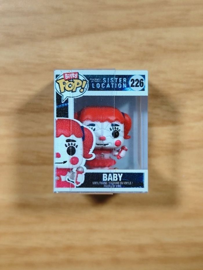 Lot De 4 Bitty Pop! FNAF - Chica 108 / Gold Freddy 111 / Nightmare Chica 216 / Baby 226 - photo numéro 9