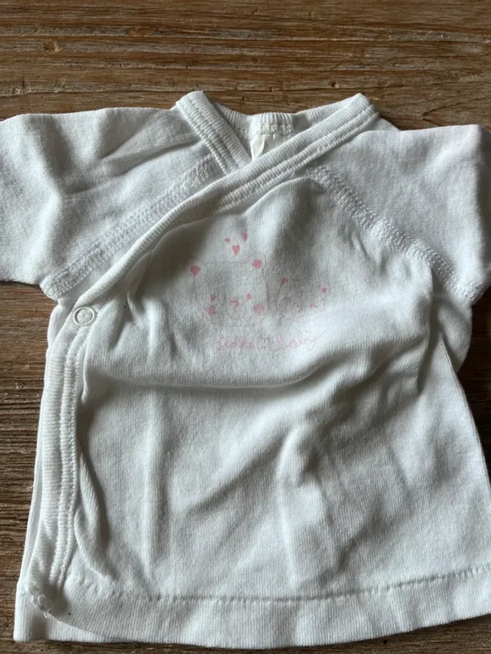 Lot naissance 2 brassières et 1 body - photo numéro 3