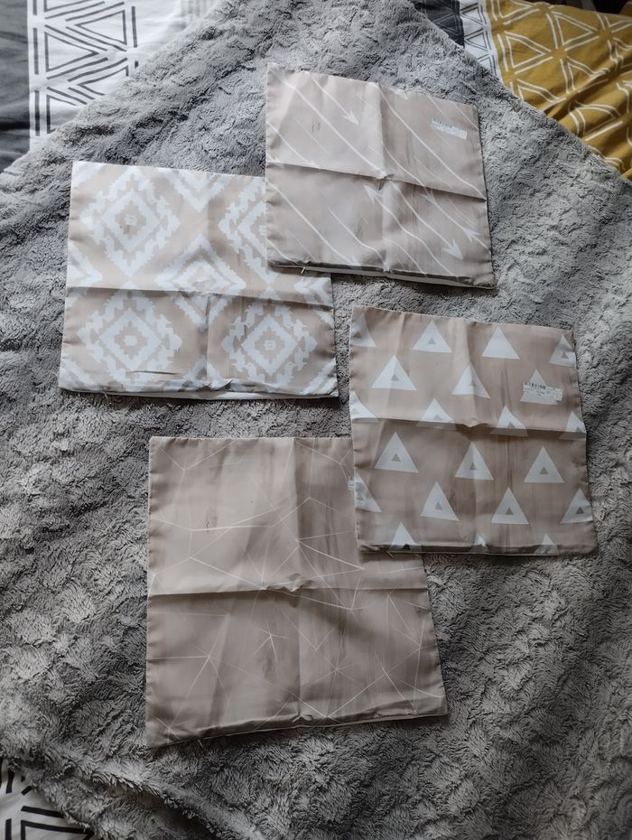 Lot de 4 housses de coussin 40x40cm - photo numéro 2