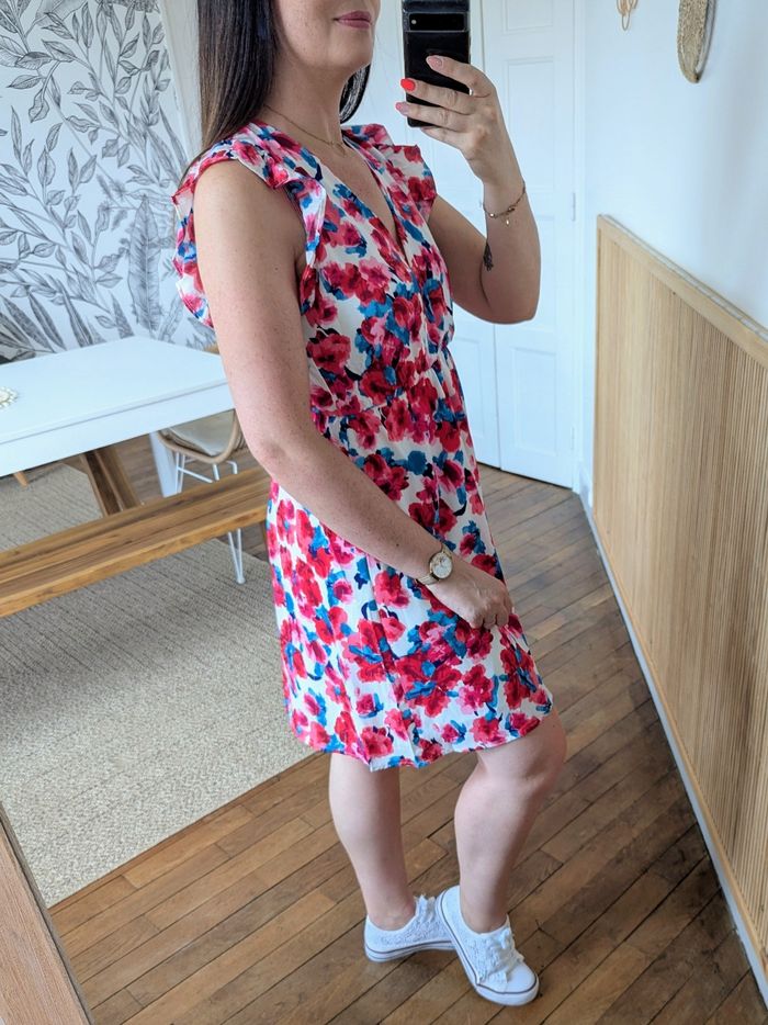 Robe Athènes fleurie rouge/bleu Taille S/M - photo numéro 3