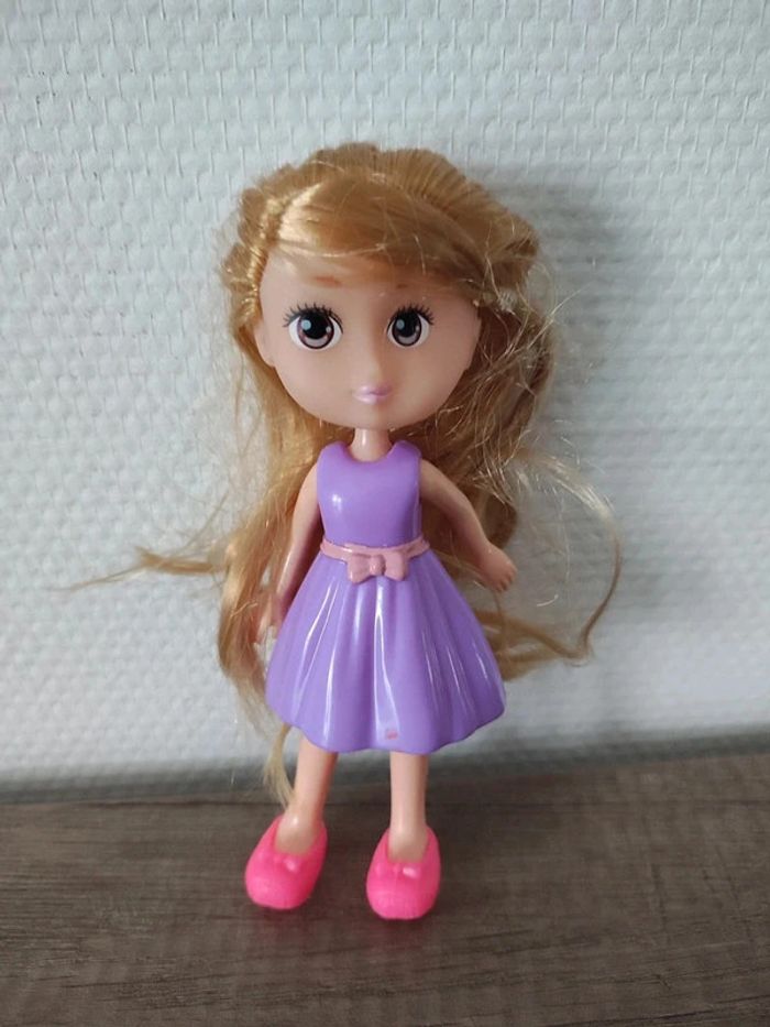 Petite poupée 15 cm