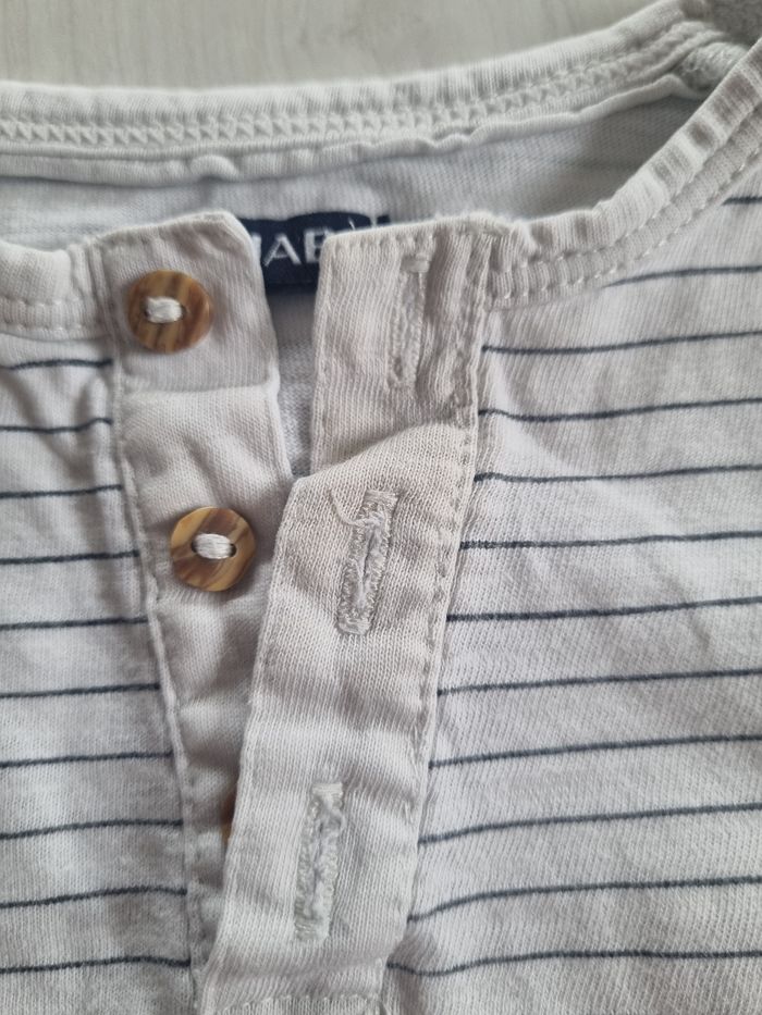 Sous pull 6 mois - photo numéro 2