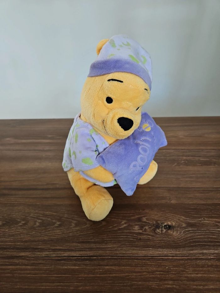 Peluche winnie l'ourson phosphorescent