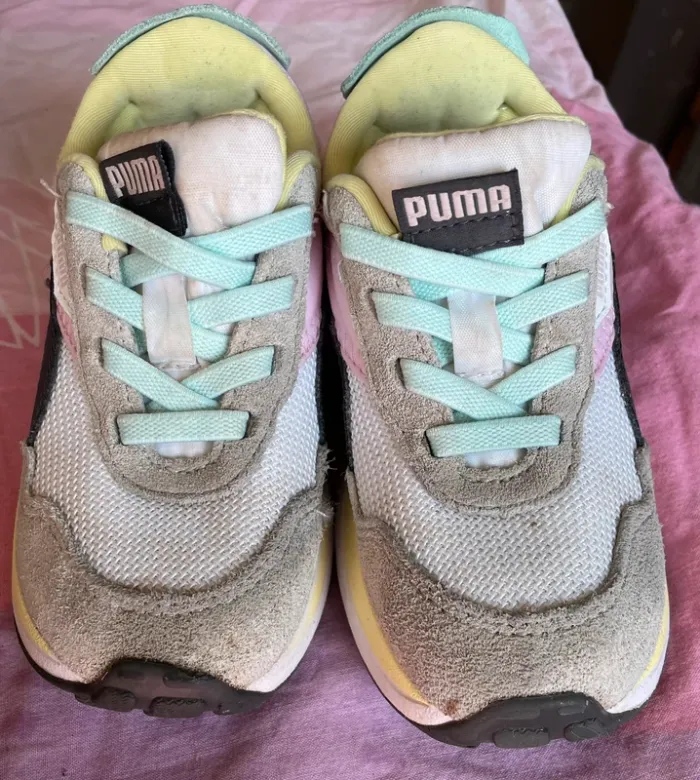 Baskets Puma fille taille 24