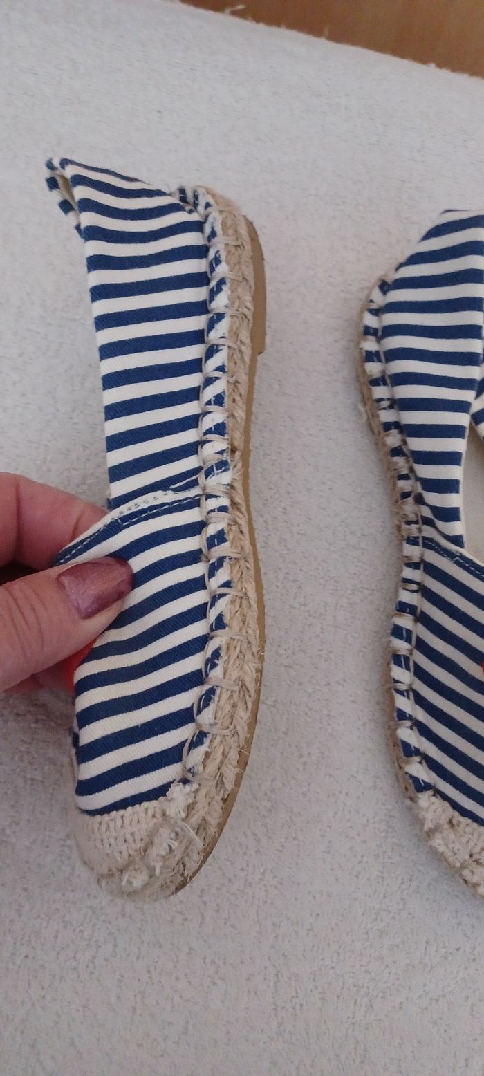 Très jolie paire d'espadrille fille Pointure 30 - photo numéro 3