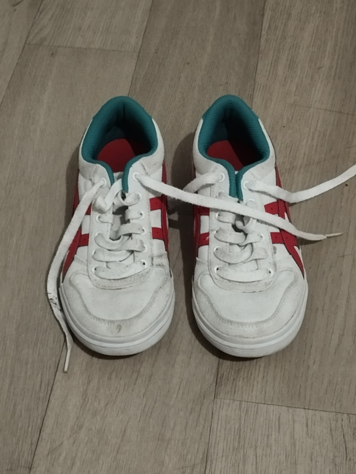 Basket Asics garçon pointure 35 .5 - photo numéro 4