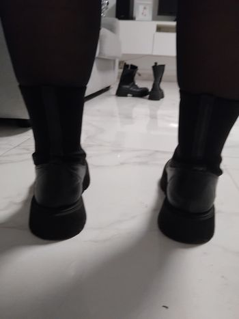 Botte femme pointure 37 prix 10euros la paires de bottes