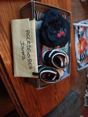 Lot d'accessoires enfant et bébé