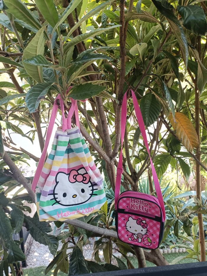 Lot de 2 sacs Hello Kitty pot la rentrée. - photo numéro 2