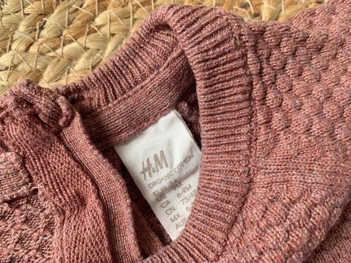 Pull H&M rose terracotta 6 / 9 mois (équivalent 12 mois) - photo numéro 6