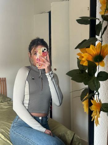 Haut zip urban outfitter