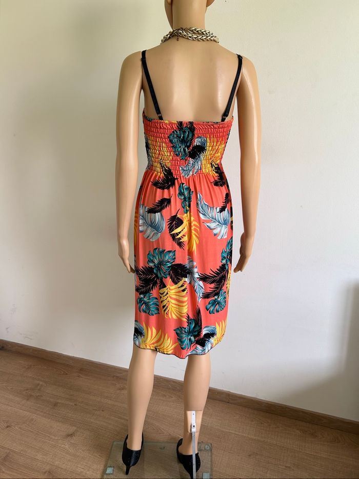 Robe d’été à bretelles taille XL/XXL jamais portée (taille petit) - photo numéro 6