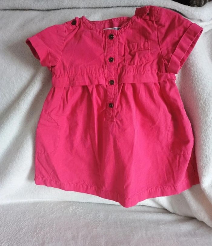 Très belle robe Zara Baby 6/9mois - photo numéro 2