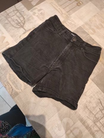 Short kiabi taille 34