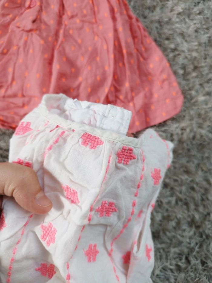 Lot de deux robes bébé fille était à 6 mois - photo numéro 6