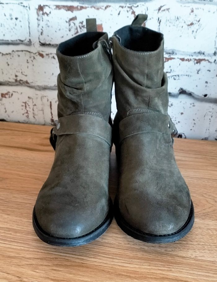 Bottines en daim  SPM 39 - photo numéro 2