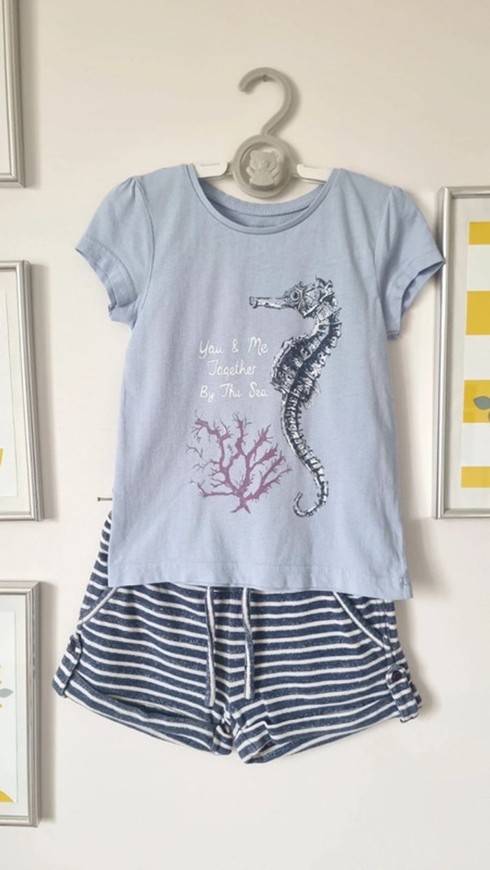 Ensemble T-shirt et short hippocampe taille 3-4ans