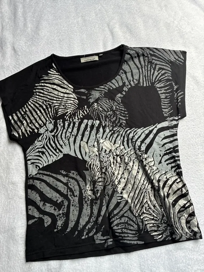T-shirt coming up - photo numéro 3
