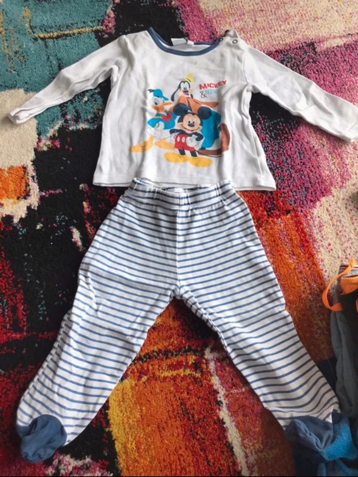 Lot vêtements 18 mois 19 pièces - photo numéro 13