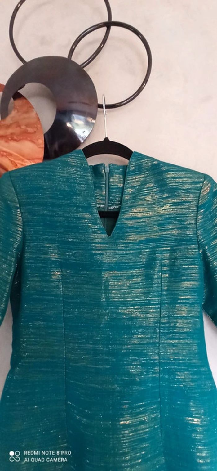Robe fait main turquoise brillante - photo numéro 3