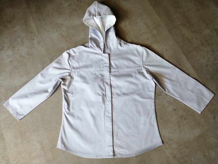 Chemisier avec capuche Taille M couleur parme pastel Zara - photo numéro 2