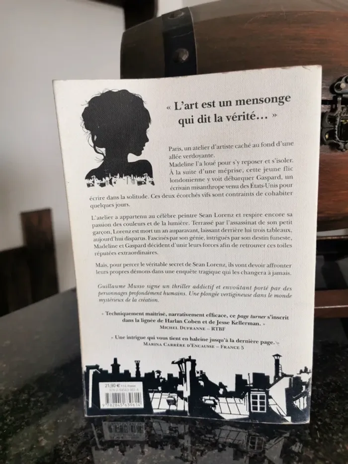 Un appartement à Paris - photo numéro 3