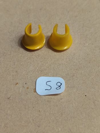 Playmobil vintage 2 guêtres jambières jaunes