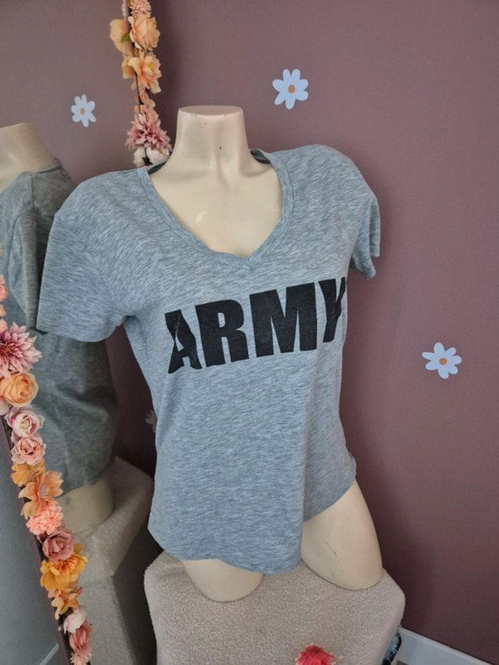 T-shirt Army taille 2 - photo numéro 2