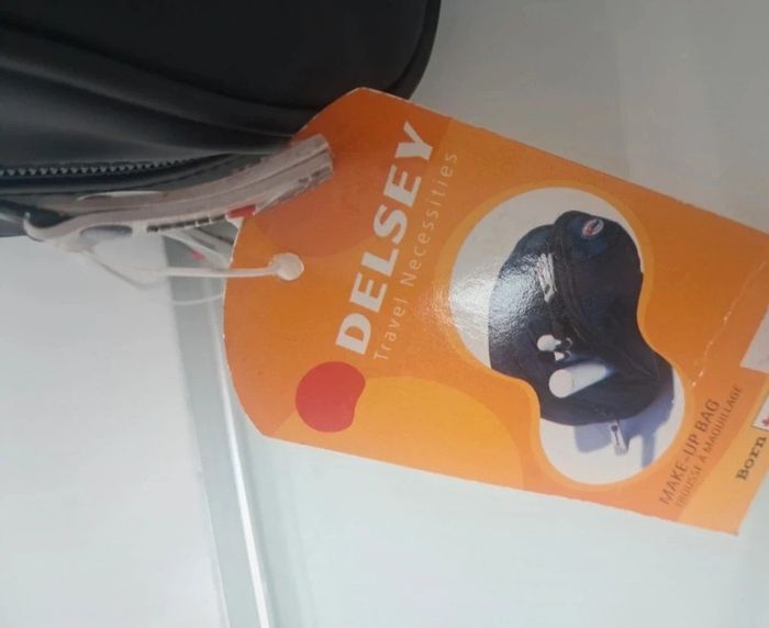 Delsey petite trousse de toilette noire neuve - photo numéro 6