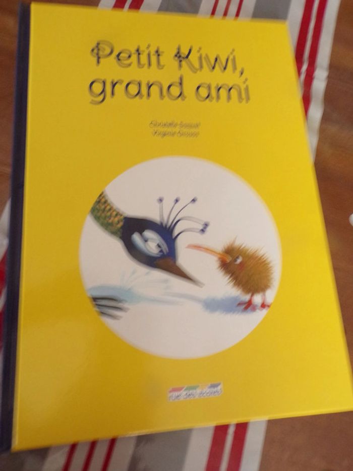 Livre Petit Kiwi, grand ami Rue des écoles