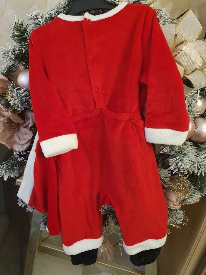 Pyjama de Noël avec bonnet ( taille 12 mois) - photo numéro 4